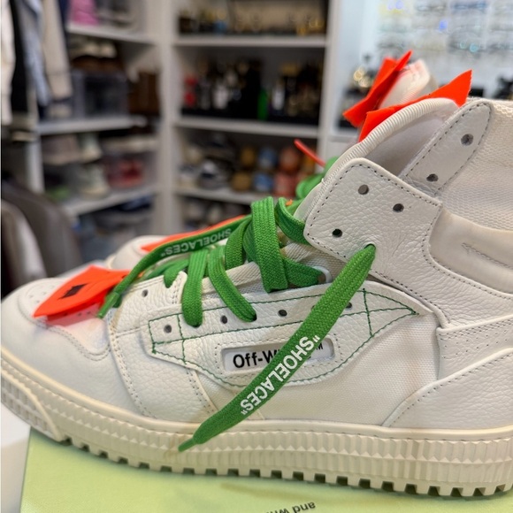Off-White Off Court Sneakers - Virgil Abloh high tops NEW